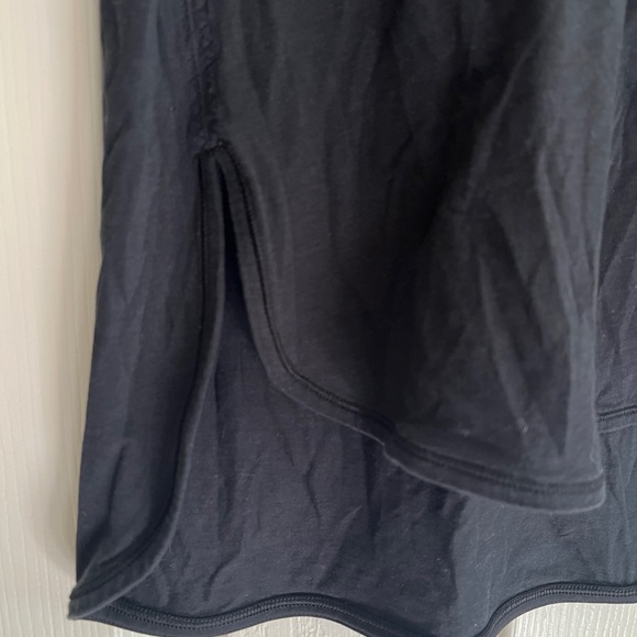 Lululemon long sleeve top - Picture 6 of 6